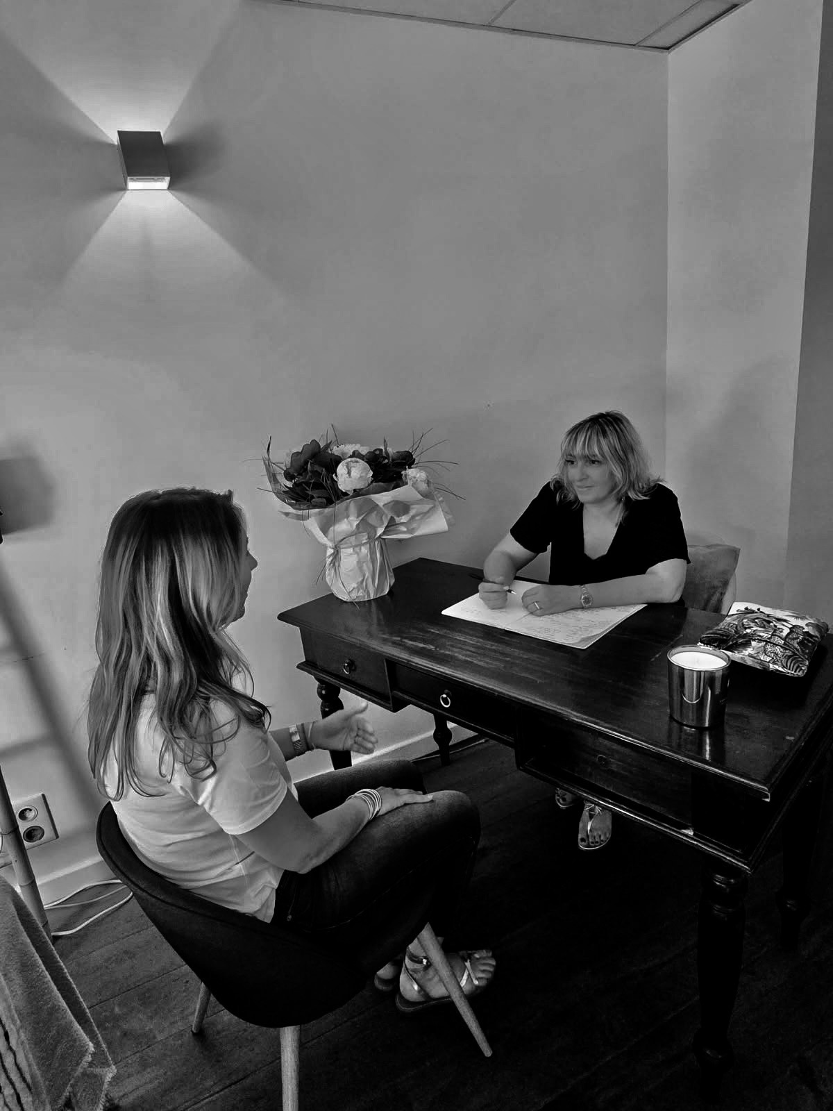 Karen Puggioni Séance d’hypnose au cabinet Centre Avance