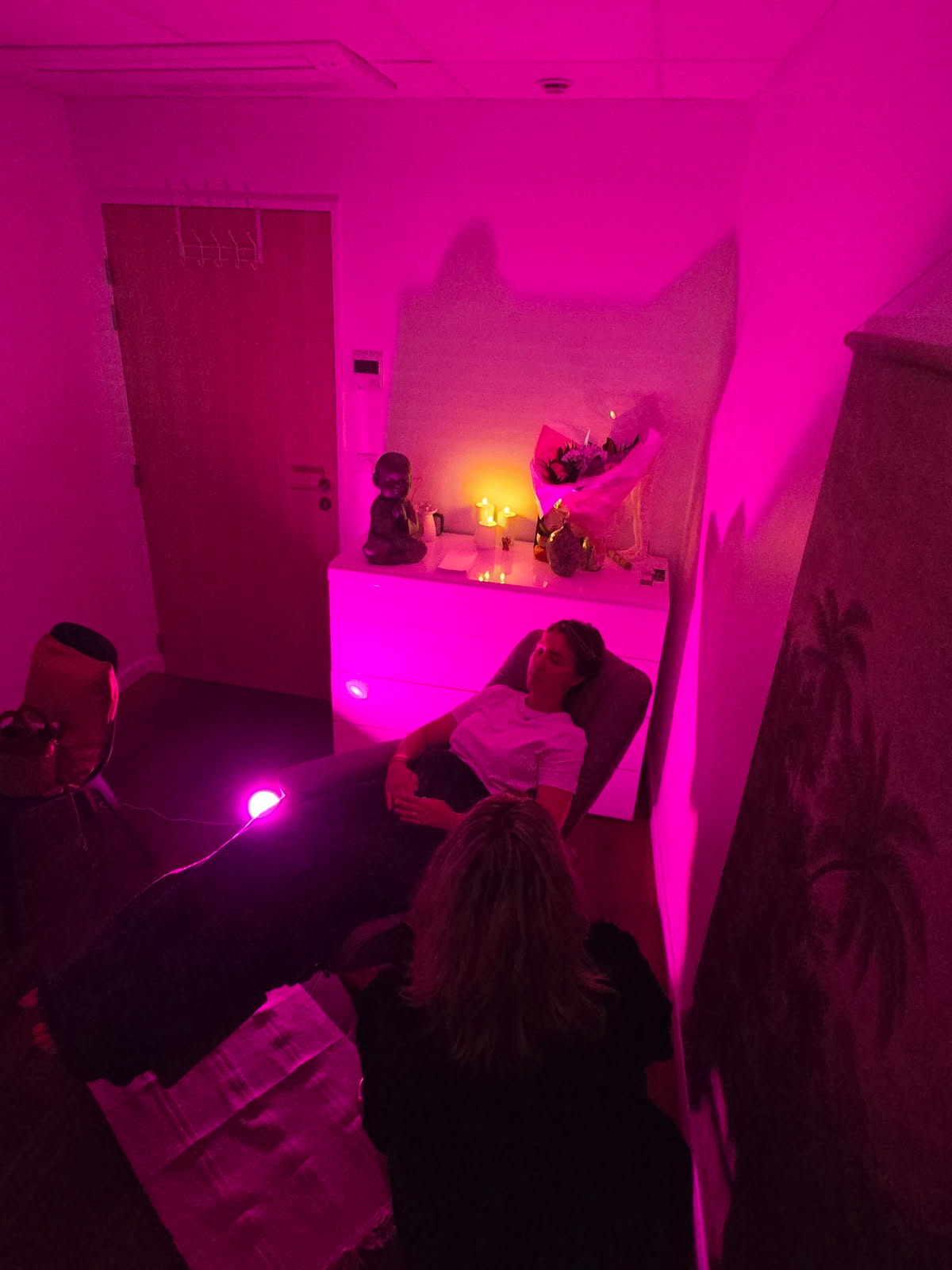 Karen Puggioni Séance d’hypnose au cabinet Centre Avance